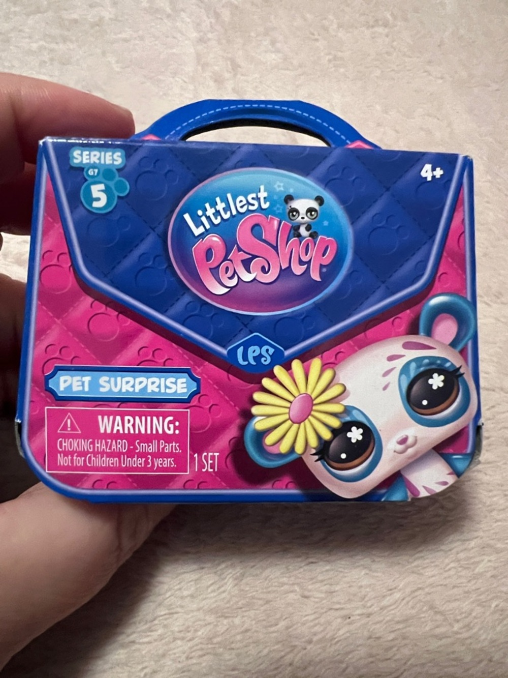 Littlest Pet Shop Carry Case in Blue & Pink